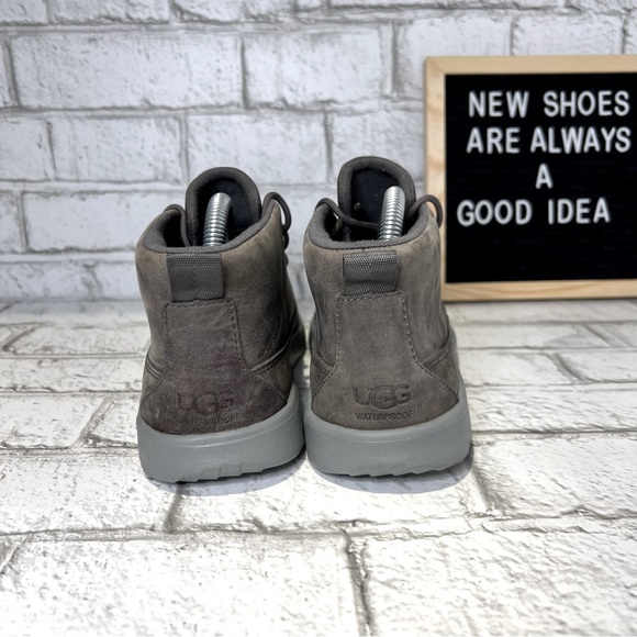 UGG🆒 Chukka boots US men’s 6/ women’s 8 - Picture 7 of 12